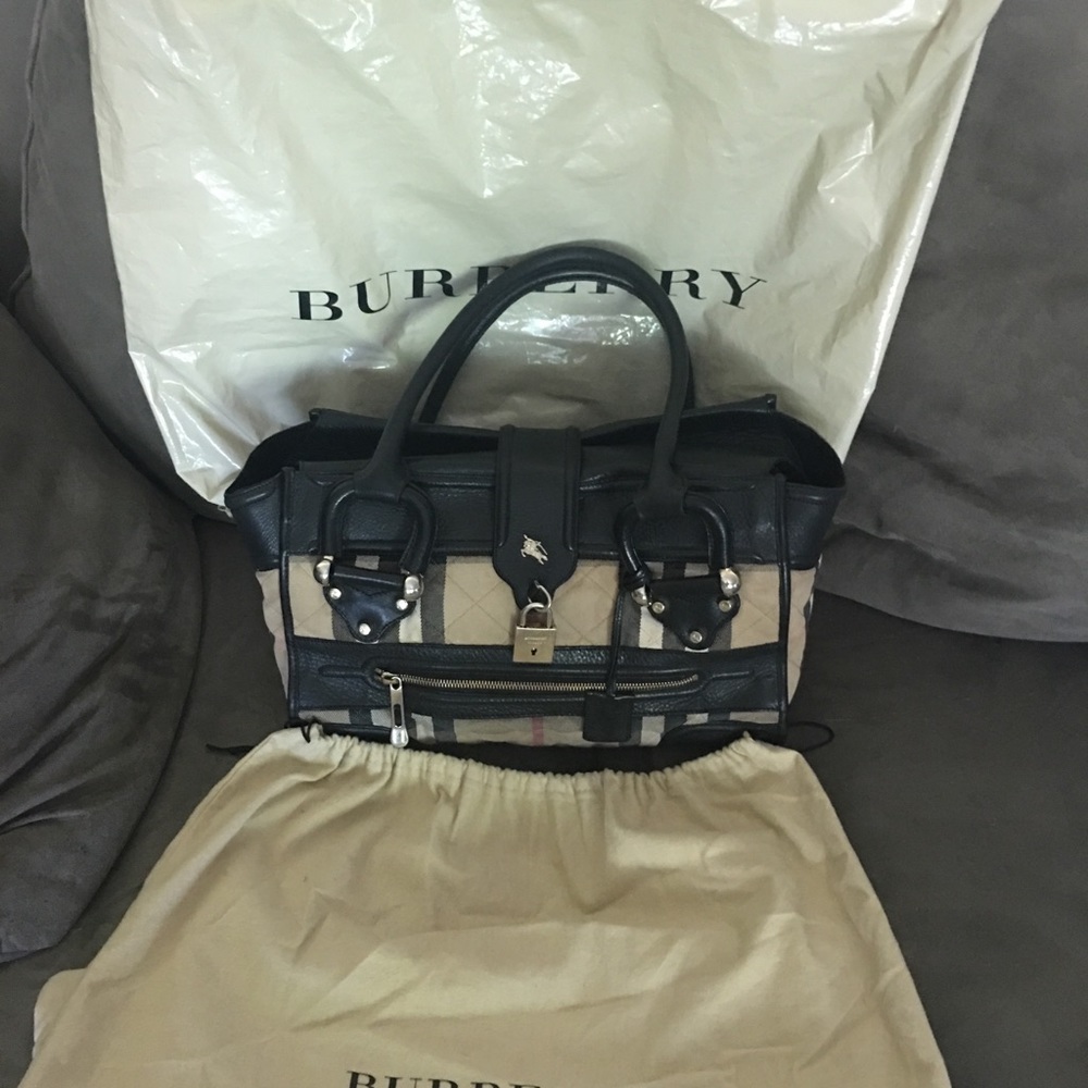 COPY - Authentic Burberry Plaid Handbag-original receipt - Picture 8 of 15